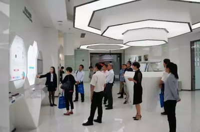 珠海市现代制造业职业教育集团召开2017年工作年会