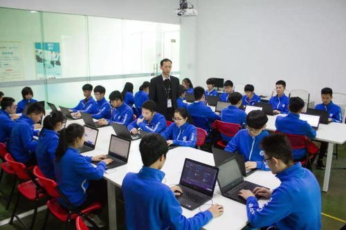 挤破头也要进普高 职高是否混日子,关键还得看孩子