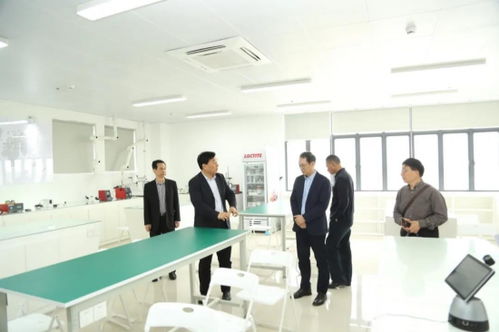 珠海市科普教育基地测评小组到顺益科技园参观考察